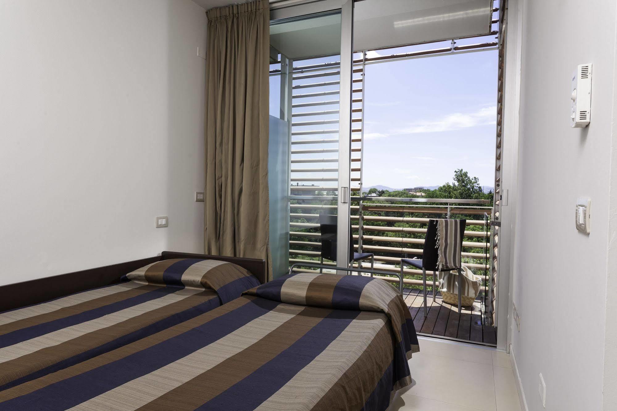 Residence Delfina Rimini Kültér fotó