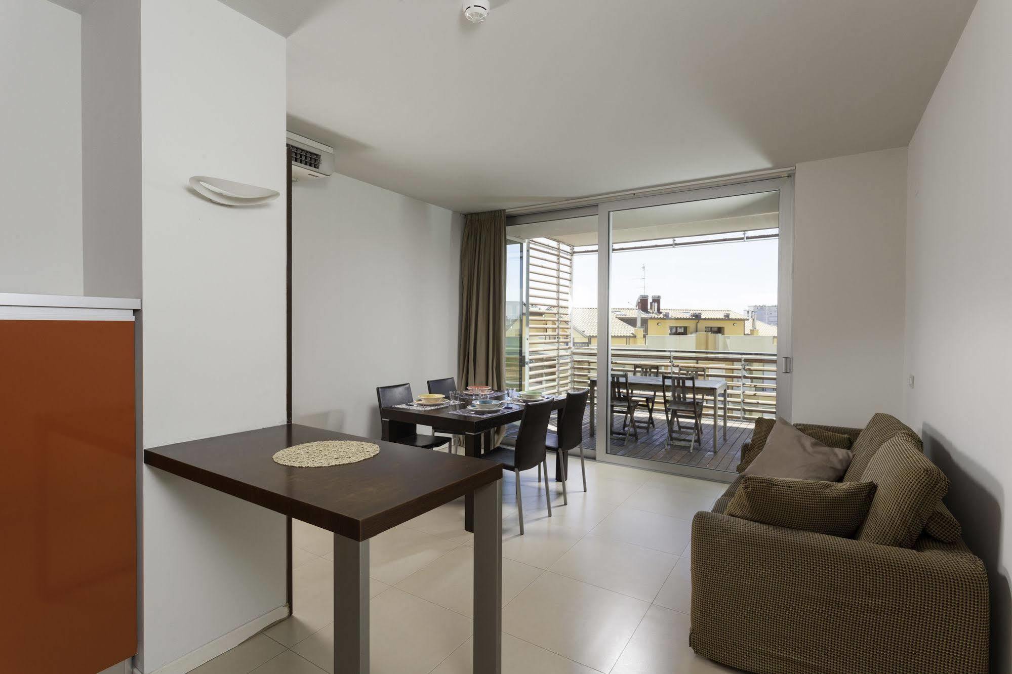 Residence Delfina Rimini Kültér fotó