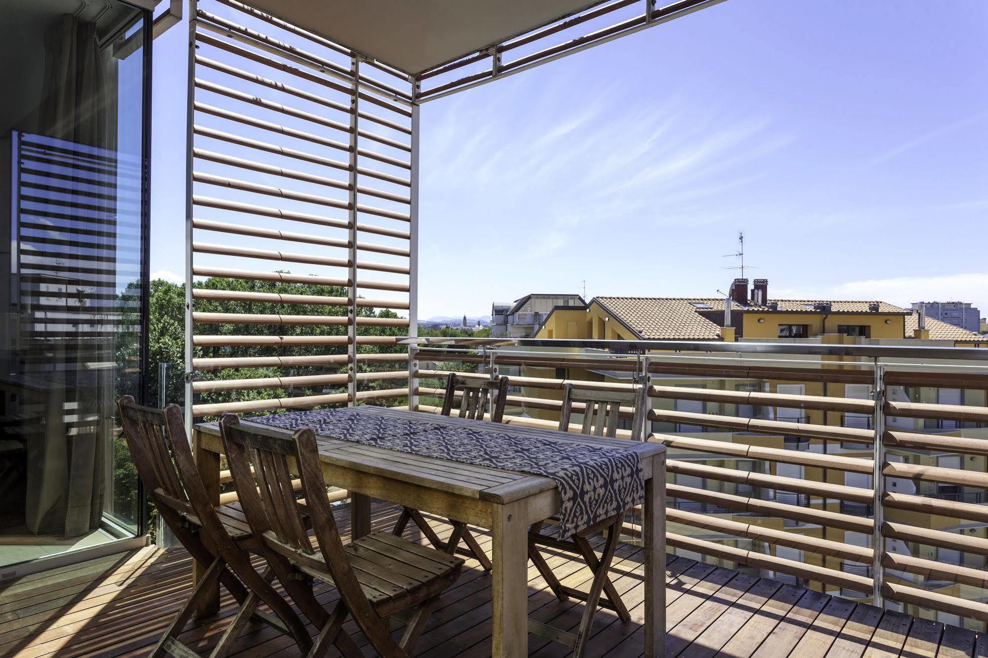 Residence Delfina Rimini Kültér fotó