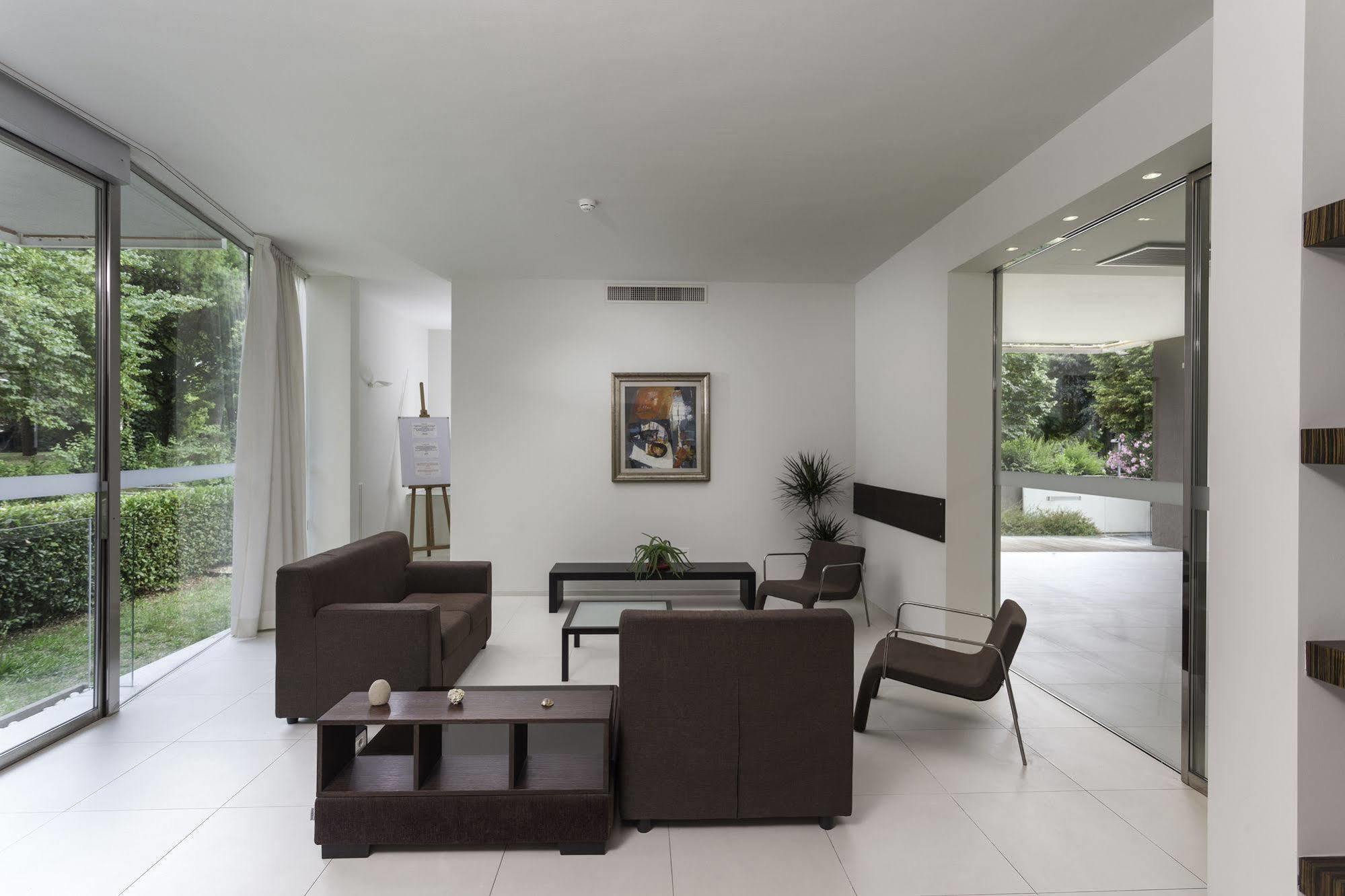 Residence Delfina Rimini Kültér fotó